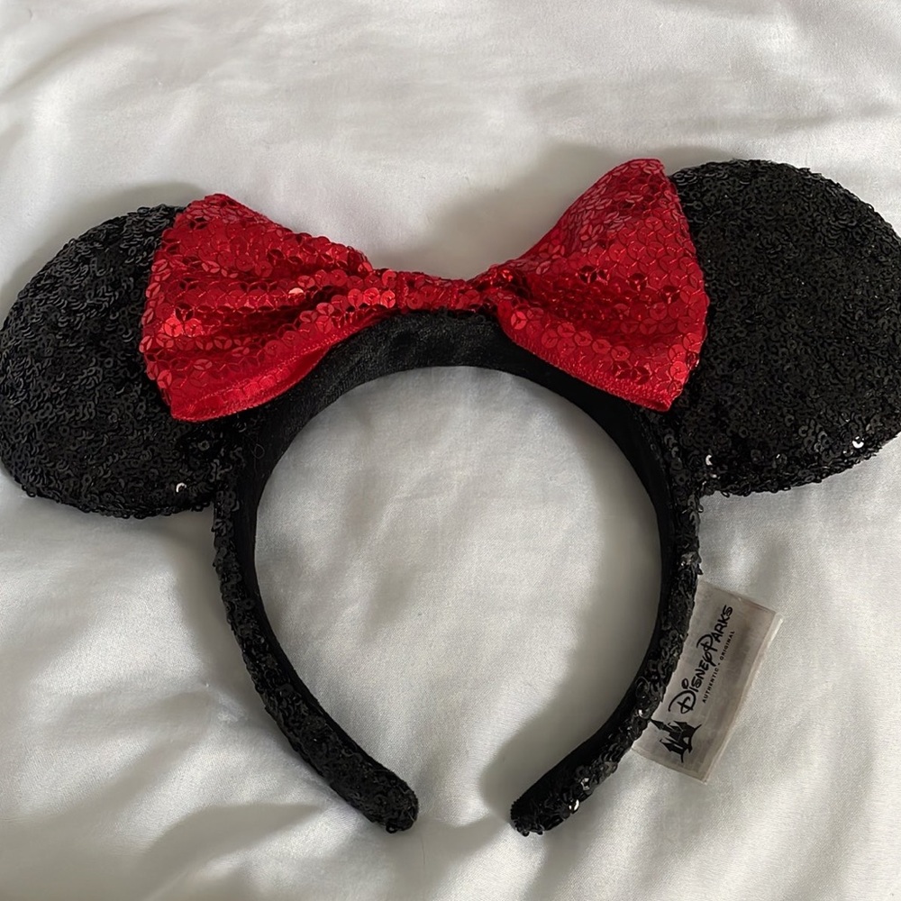 Authentic Disney Minnie Mouse Ears